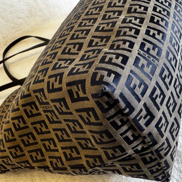Fendi Zucchino Canvas Navy blue/gray color tote bag with dust bag… - Picture 9 of 16